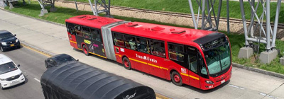Bus Articulado con valla